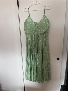 Astr | Dresses | Gaia Midi Dress Hunter Green